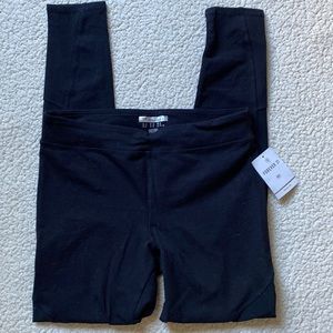 NWT Forever 21 Active Leggings